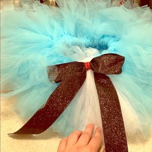 Alice in wonderland tutu for baby!